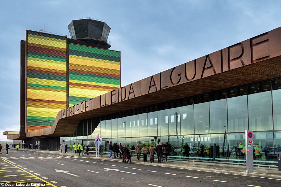 Mestia airport among world's most spectacular terminals - Airports so beautiful you’ll want to be delayed geotv.ge